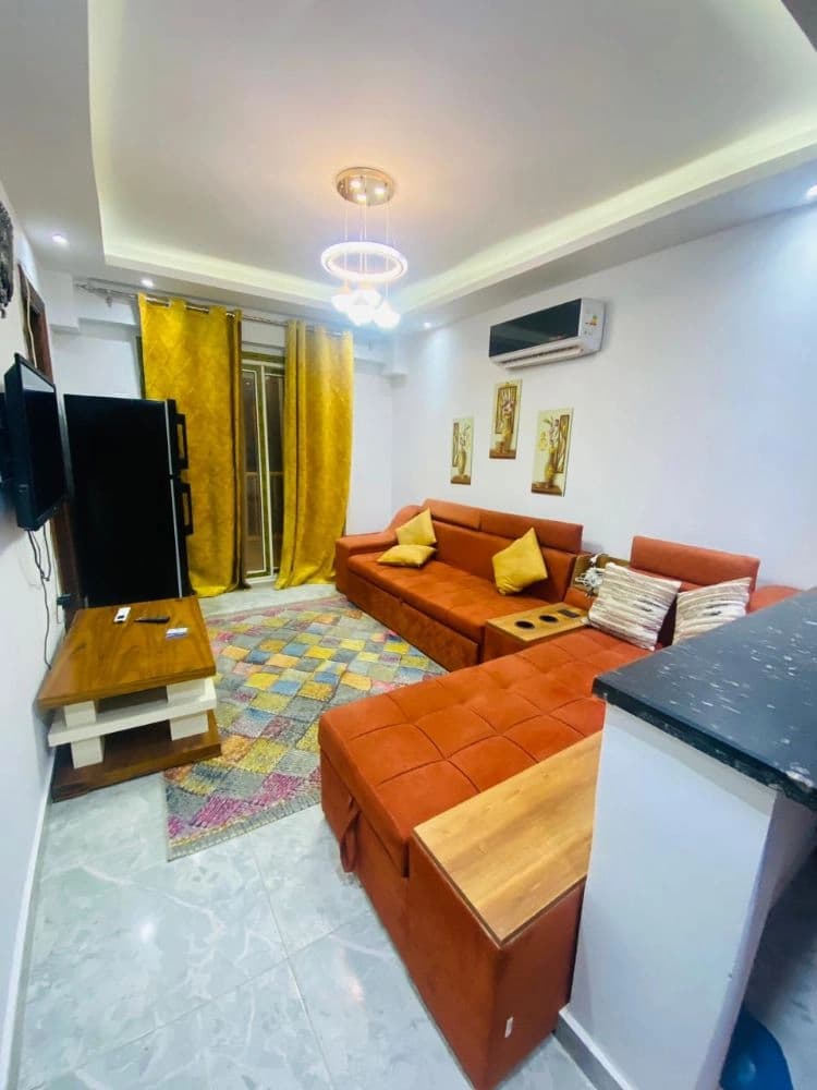 Daily chalet for rent, 7th floor, party area view