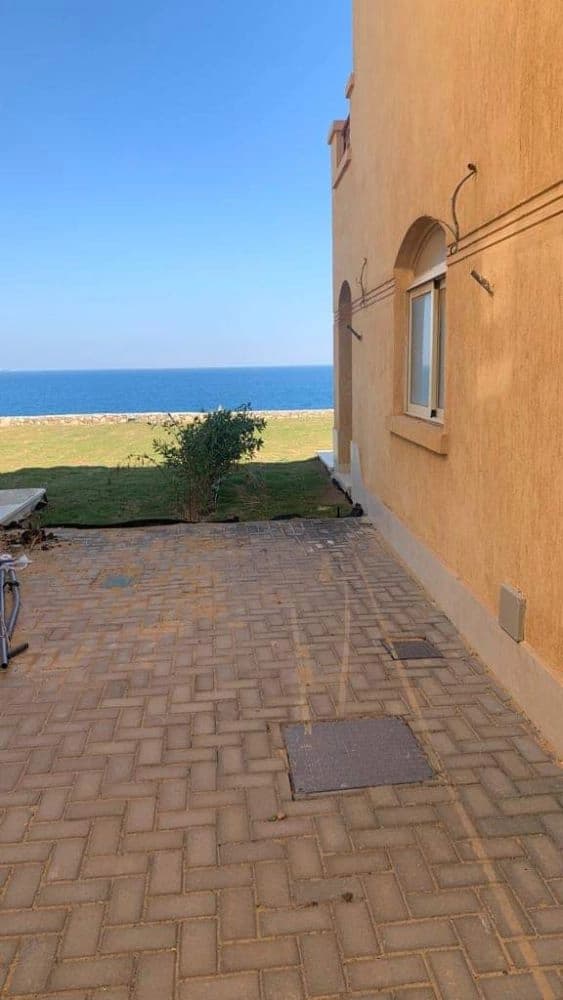 Villa for Rent in Telal Ain Sokhna First Row Sea View