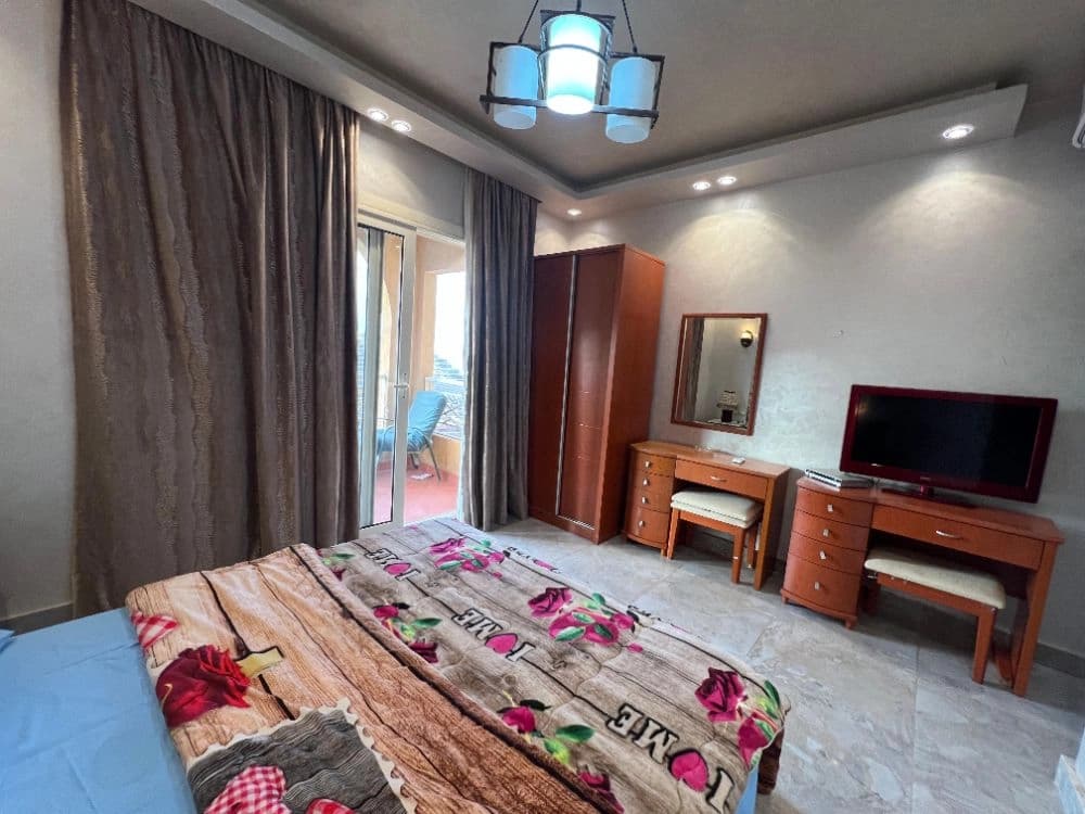5 bedroom air conditioned see and pool view luxurious villa