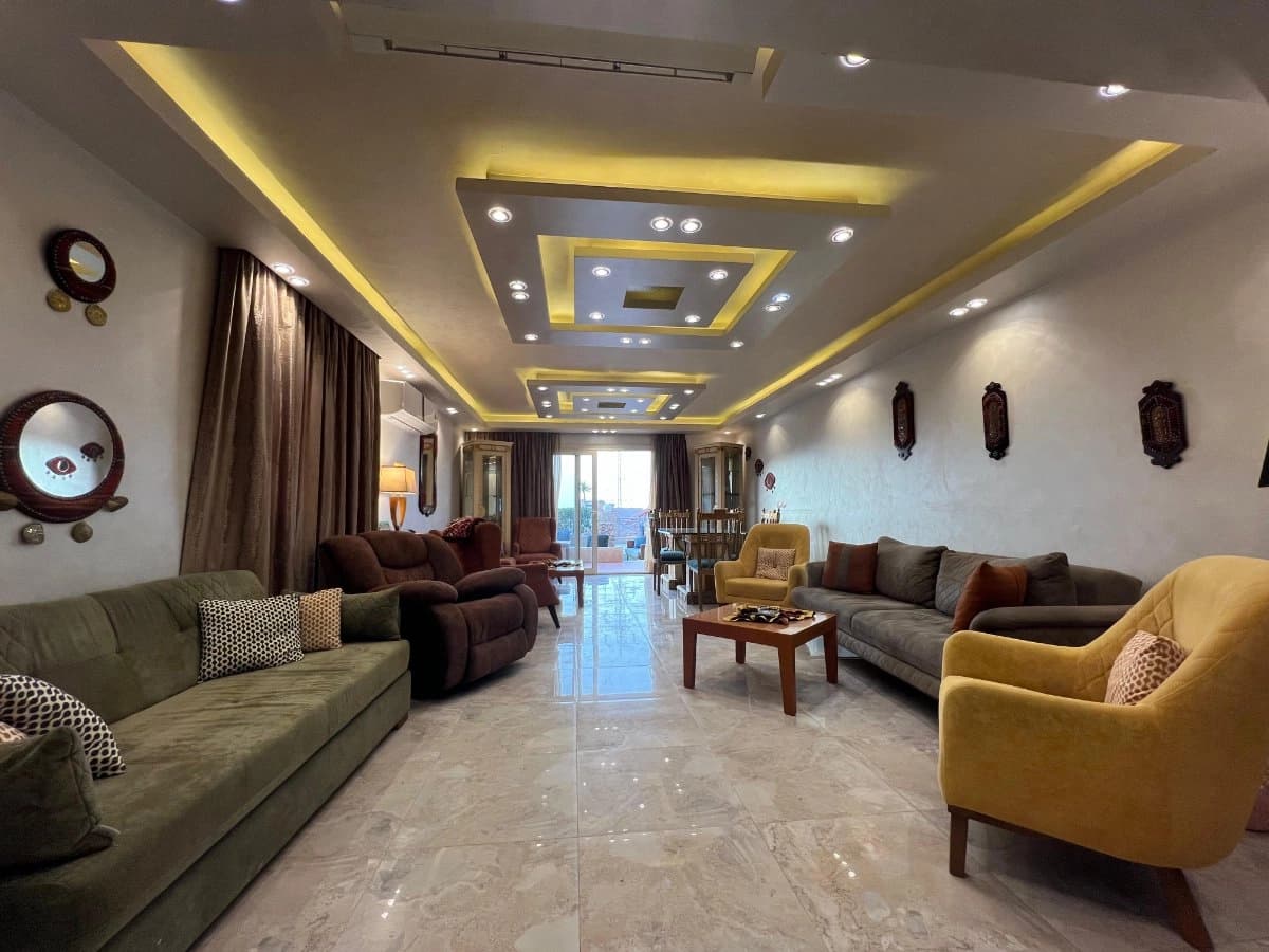 5 bedroom air conditioned see and pool view luxurious villa