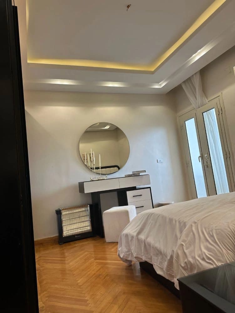 VIP Nile-View Hotel Apartment for Daily Rent Maadi Corniche