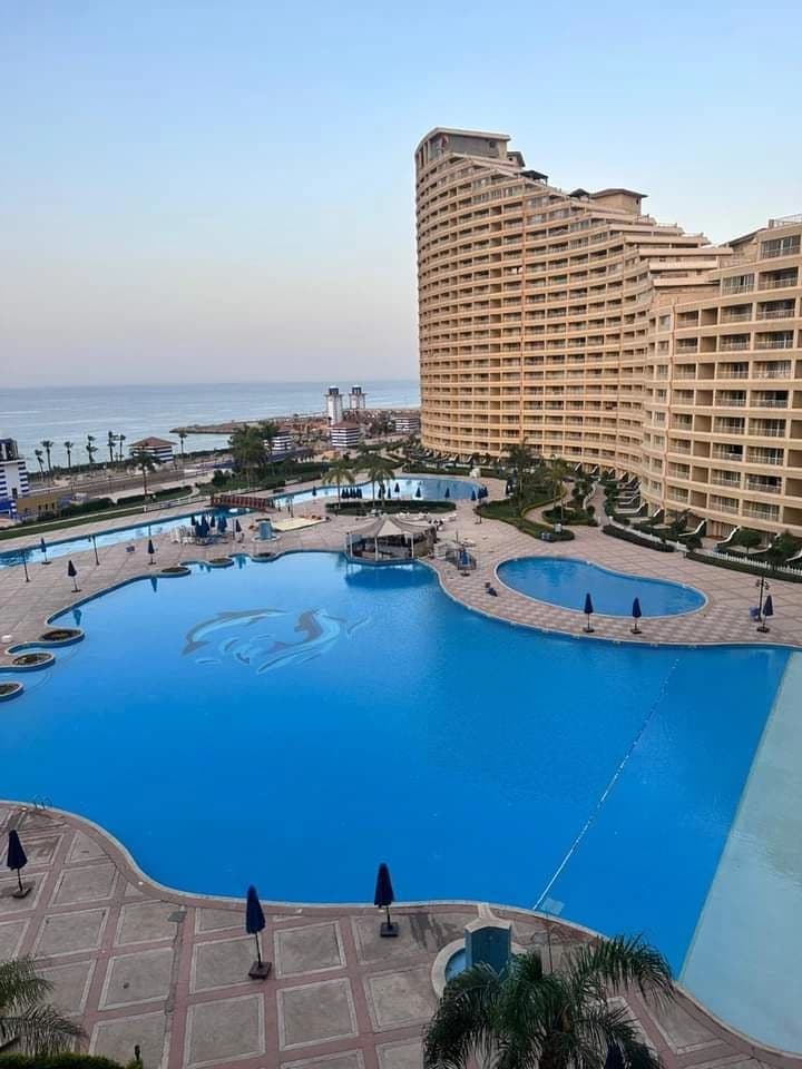 Daily Rental Chalet in Pyramids Porto Sokhna Pool & Sea View