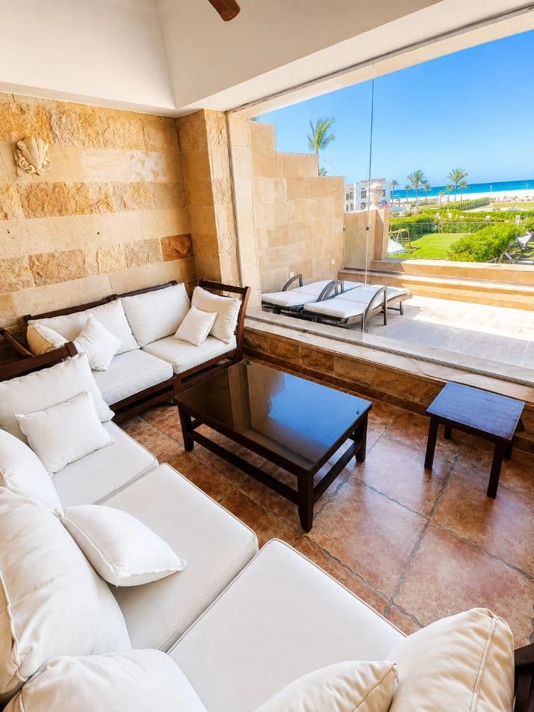 Luxury Six-Master-Bedroom Villa Near the Beach in Marina 5