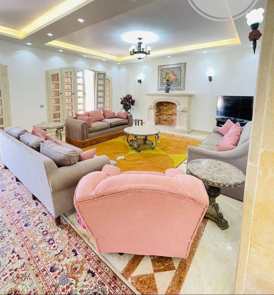 Luxury Beachfront Palace | Private Pool | Lesan El Wozaraa