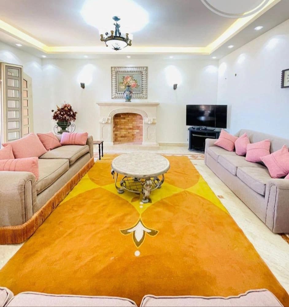 Luxury Beachfront Palace | Private Pool | Lesan El Wozaraa