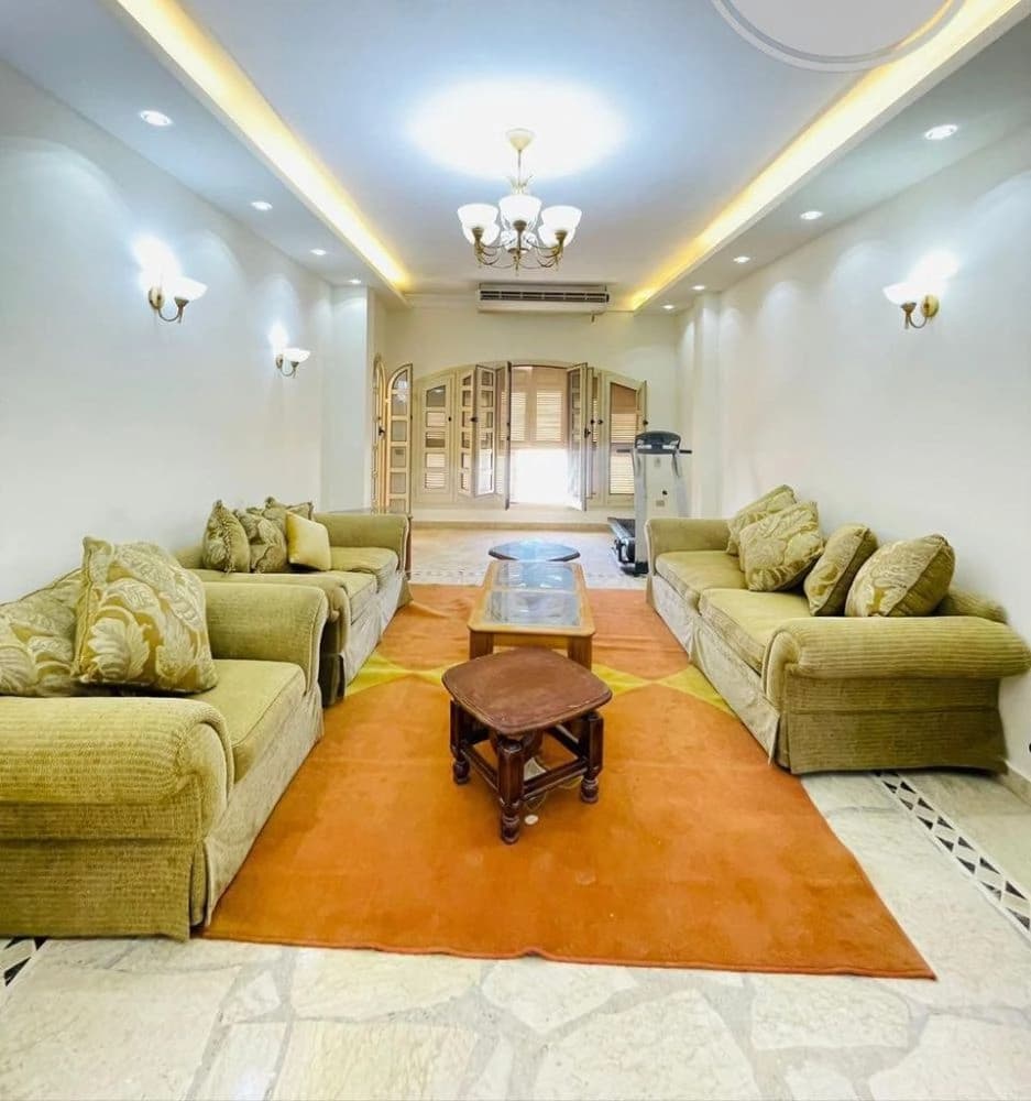 Luxury Beachfront Palace | Private Pool | Lesan El Wozaraa