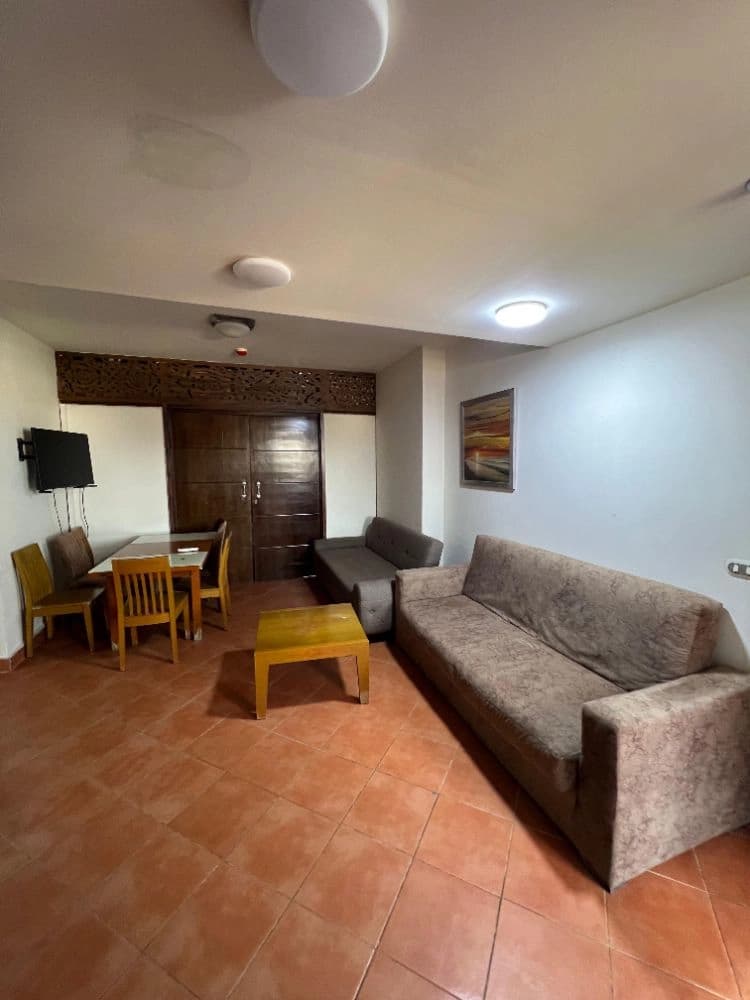 Sea-View Chalet in Platinum Tower, Porto Marina