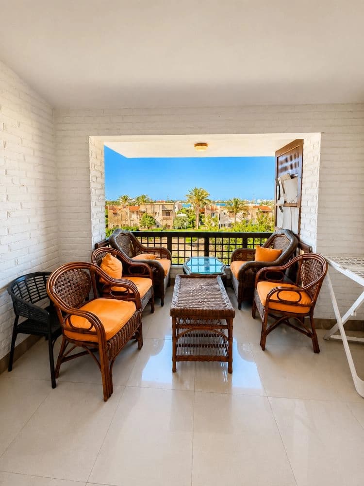 Upper Chalet with Sea & Lagoon Views in Marina 4 – photo 2