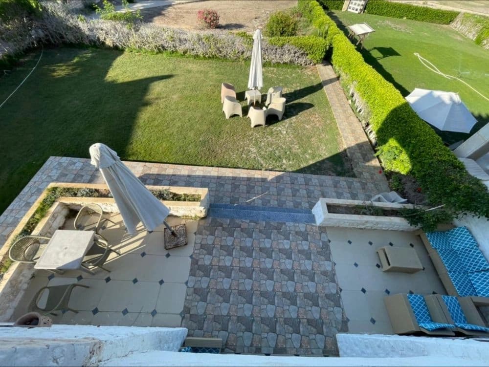 5BR Waterfront Villa with Garden in Marina 4 – photo 2