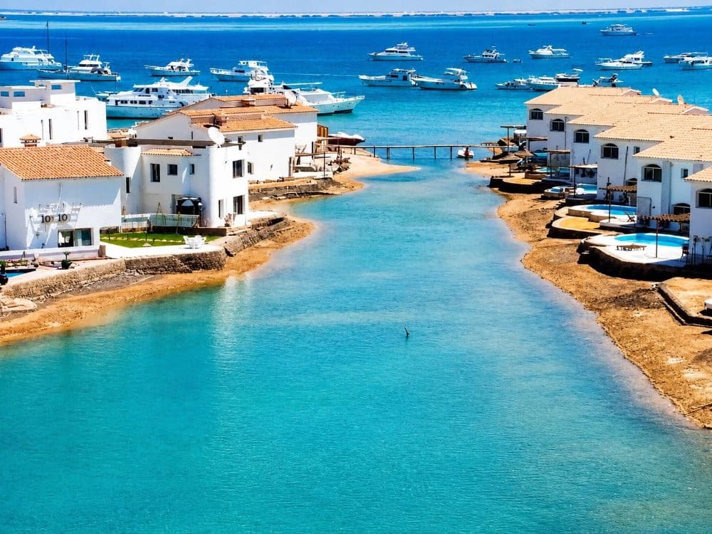 5BR Beachfront Villa with Pool in Aden's Beach Hurghada – photo 5