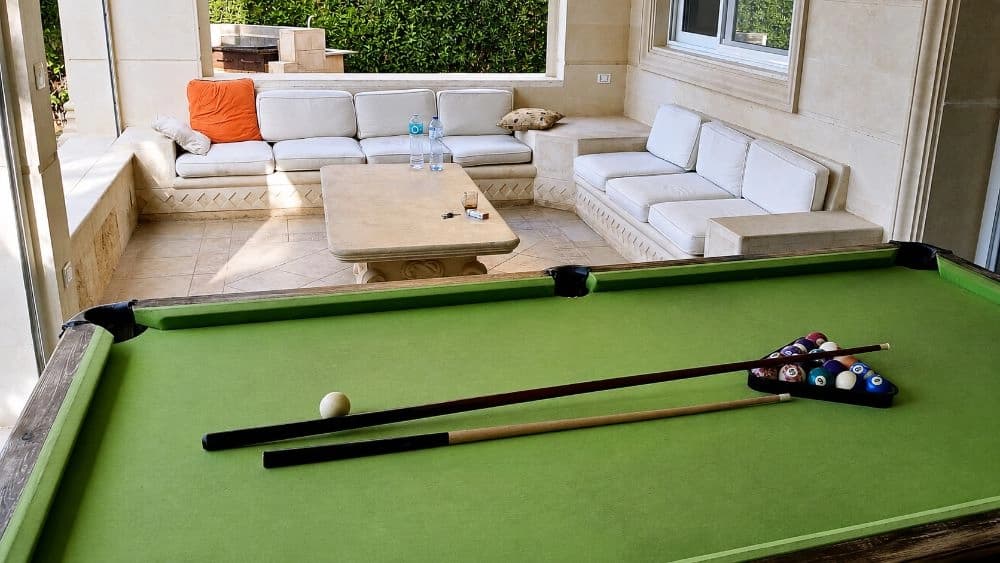 Luxury Villa with Private Pool & Jacuzzi in Marina 5