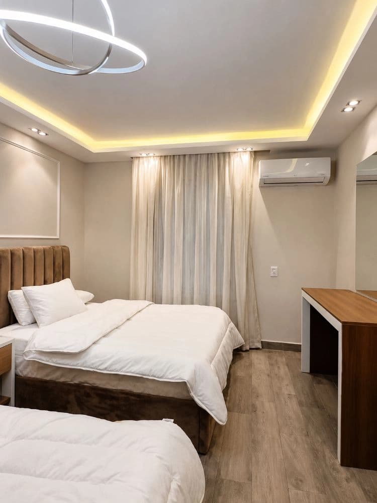 Stylish 3BR Stay on Shehab Street, Mohandessin – photo 3
