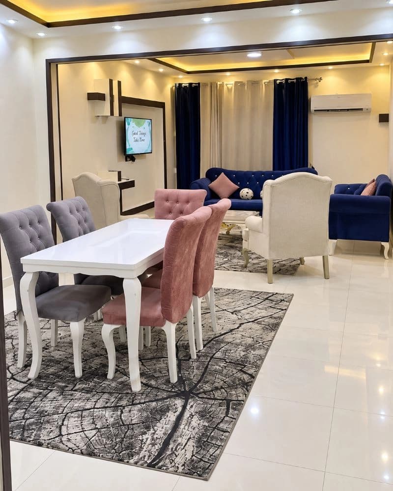 Spacious 3BR Apartment Near Sphinx Square, Mohandessin – main photo